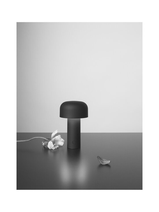 Flos - Bellhop-pöytävalaisin - BLACK BLACK | Stockmann - photo 8