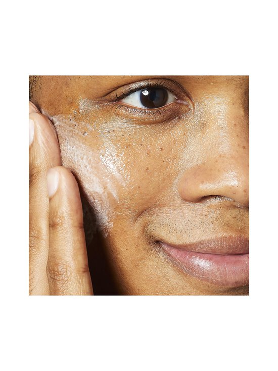 Kiehl's - Facial Fuel Energizing Face Wash -puhdistusaine kasvoille 500 ml - photo 3 Kiehl's - Facial Fuel Energizing Face Wash -puhdistusaine kasvoille 500 ml | Stockmann - photo 3