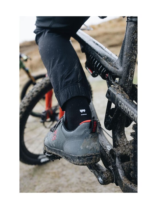 Mons Royale - Atlas Merino -sukat - 001 BLACK | Stockmann - photo 4