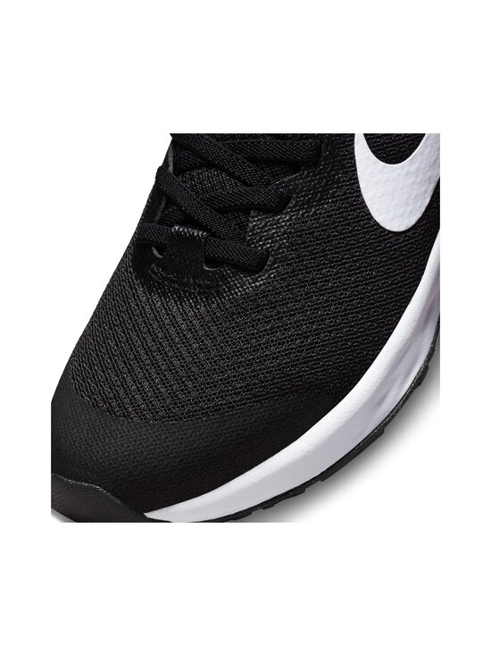Nike - Revolution 6 FlyEase On/Off Road -sneakerit - 003 BLACK/WHITE-DK SMOKE GREY - photo 7 Nike - Revolution 6 FlyEase On/Off Road -sneakerit - 003 BLACK/WHITE-DK SMOKE GREY | Stockmann - photo 7