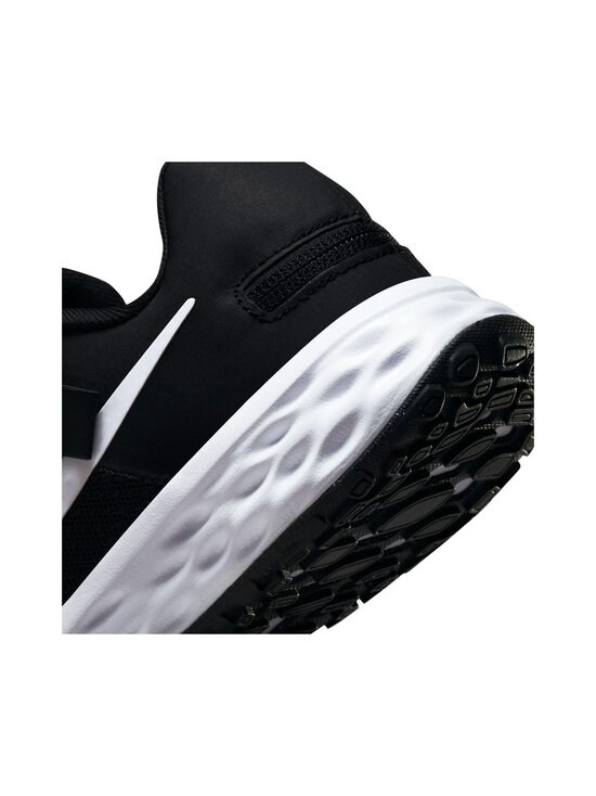 Nike - Revolution 6 FlyEase On/Off Road -sneakerit - 003 BLACK/WHITE-DK SMOKE GREY - photo 8 Nike - Revolution 6 FlyEase On/Off Road -sneakerit - 003 BLACK/WHITE-DK SMOKE GREY | Stockmann - photo 8