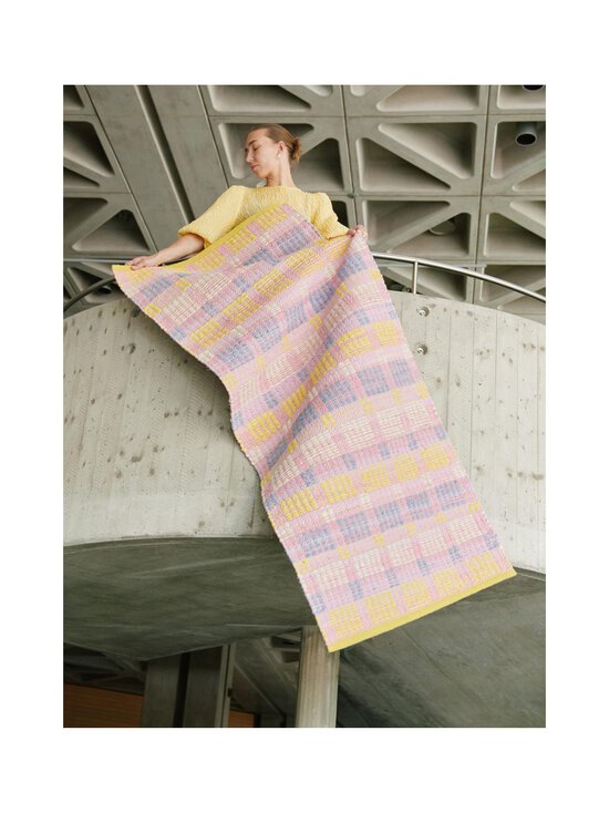 FINARTE - Iris-räsymatto - PINK - photo 2 FINARTE - Iris-räsymatto - PINK | Stockmann - photo 2