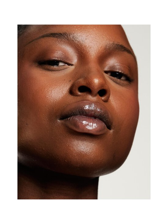 TRANSFORMULAS - Voluptuous LipVolume Enhancing Lip Serum -huuliseerumi - NOCOL | Stockmann - photo 6