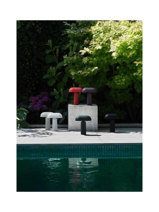Normann Copenhagen - Porta-ladattava pöytävalaisin - GREEN - photo 6 Normann Copenhagen - Porta-ladattava pöytävalaisin - GREEN | Stockmann - photo 6