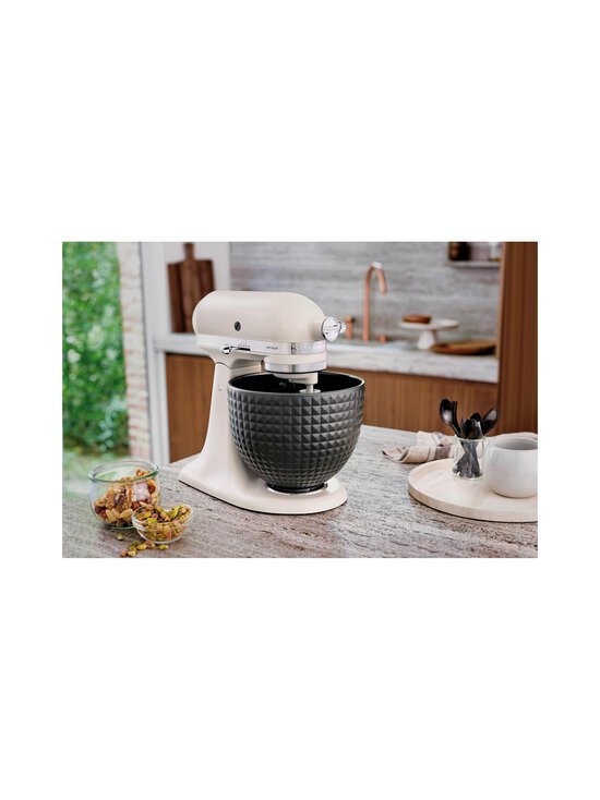 KitchenAid - Black Studded- keraaminen sekoituskulho 4,7 l - BLACK MATTE - photo 3 KitchenAid - Black Studded- keraaminen sekoituskulho 4,7 l - BLACK MATTE | Stockmann - photo 3