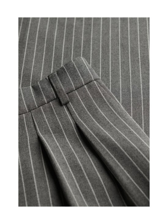 Superdry - Püksid Mid Rise Pinstripe - D6X GREY PINSTRIPE | Stockmann - photo 3