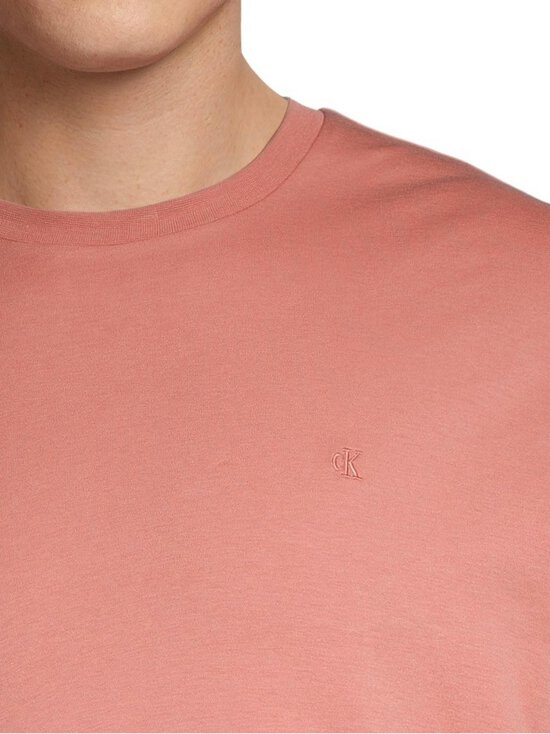 Calvin Klein Menswear - Supima Chest Embroidery t-paita - GNQ SUNSET ROSE - photo 4 Calvin Klein Menswear - Supima Chest Embroidery t-paita - GNQ SUNSET ROSE | Stockmann - photo 4