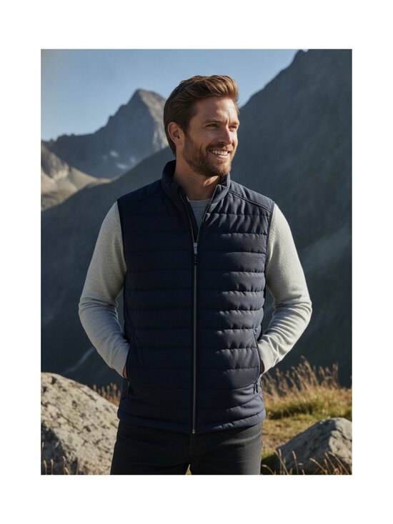 Bugatti - Kevyt toppaliivi - 390 NAVY BLUE | Stockmann - photo 4