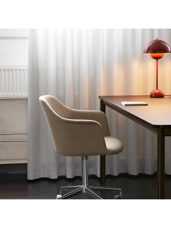 &Tradition - Flowerpot VP3 -pöytävalaisin - PUNAINEN - photo 3 &Tradition - Flowerpot VP3 -pöytävalaisin - PUNAINEN | Stockmann - photo 3