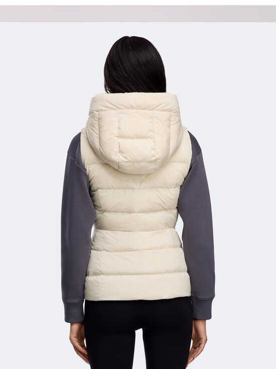 Canada Goose - Clair-untuvaliivi - 9314 LINEN-LIN - photo 4 Canada Goose - Clair-untuvaliivi - 9314 LINEN-LIN | Stockmann - photo 4