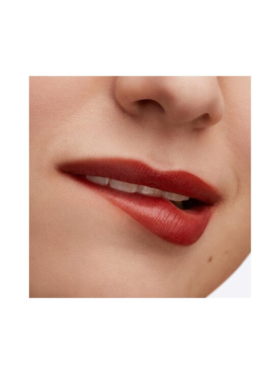 MAC - Lustreglass Lipstick - huulipuna - SPICE IT UP! | Stockmann - photo 5