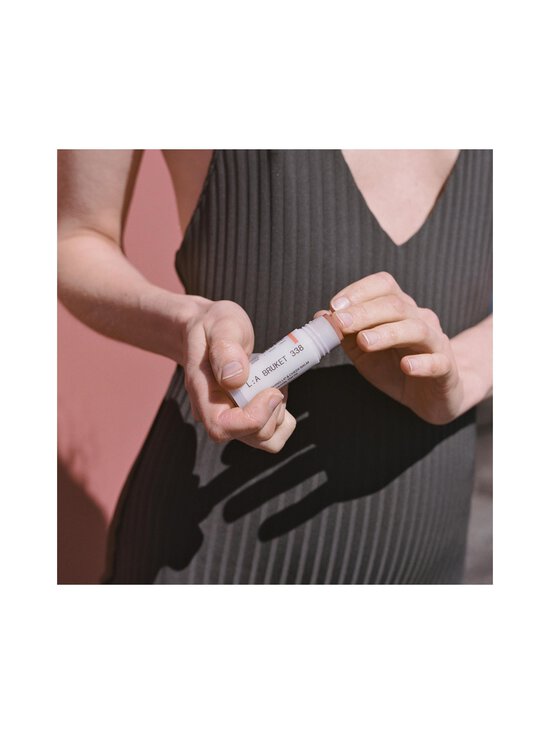 L:A Bruket - Tooniv huulepalsam Lip & Cheek Balm - NOCOL | Stockmann - photo 12