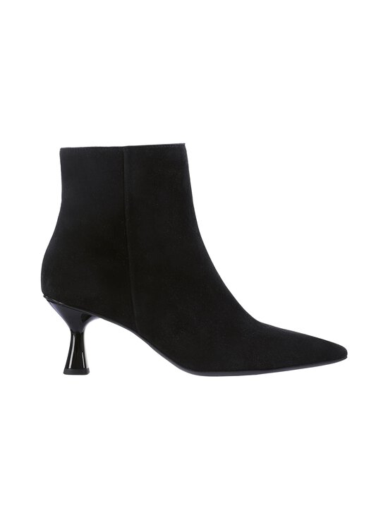 Kitten heel puszābaki