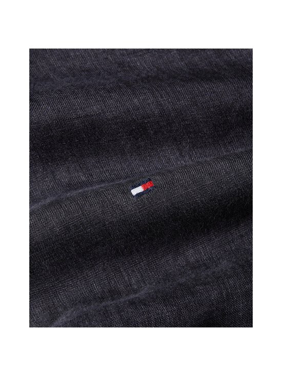 Tommy Hilfiger - Pigment Dyed Solid lina krekls ar apkakli - BDS BLACK - photo 4 Tommy Hilfiger - Pigment Dyed Solid lina krekls ar apkakli - BDS BLACK | Stockmann - photo 4