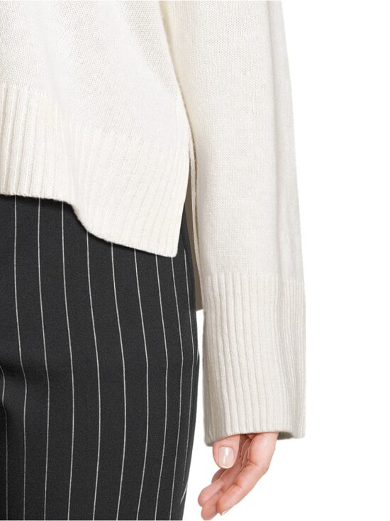 MY ESSENTIAL WARDROBE - V-kaelusega kudum HuxiMW V-Neck - 240 SNOW WHITE - photo 5 MY ESSENTIAL WARDROBE - V-kaelusega kudum HuxiMW V-Neck - 240 SNOW WHITE | Stockmann - photo 5