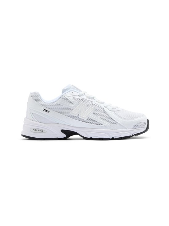 M 740 -sneakerit