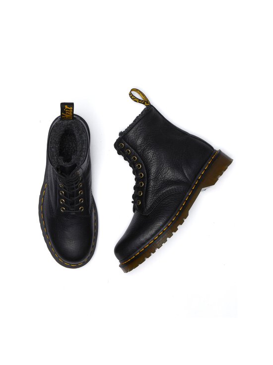 Dr. Martens - Kunstkarusnahast voodriga saapad 1460 Grizzly - BLACK - photo 4 Dr. Martens - Kunstkarusnahast voodriga saapad 1460 Grizzly - BLACK | Stockmann - photo 4