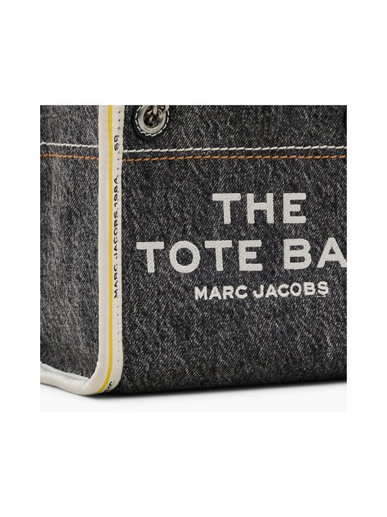 Marc Jacobs - The Crossbody Tote - Olkalaukku - 965 BLACK WASH - photo 6 Marc Jacobs - The Crossbody Tote - Olkalaukku - 965 BLACK WASH | Stockmann - photo 6