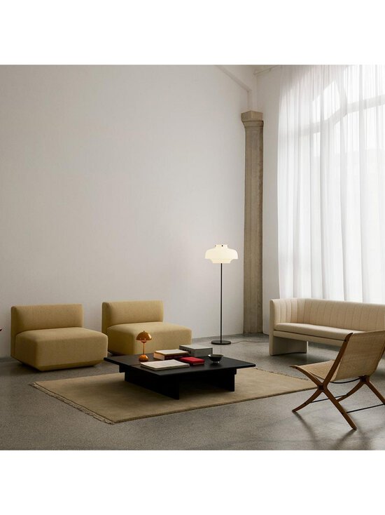 &Tradition - Ita OS4 -sohvapöytä, tammi 110 x 110 cm - LUONNONVÄRINEN | Stockmann - photo 4