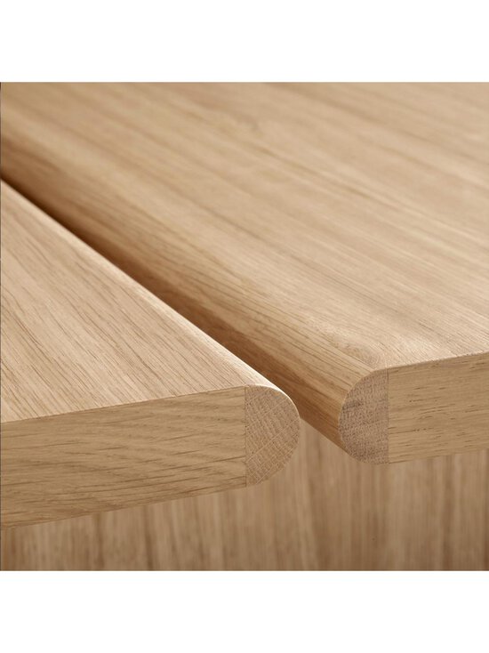 &Tradition - Ita OS4 -sohvapöytä, tammi 110 x 110 cm - LUONNONVÄRINEN | Stockmann - photo 2