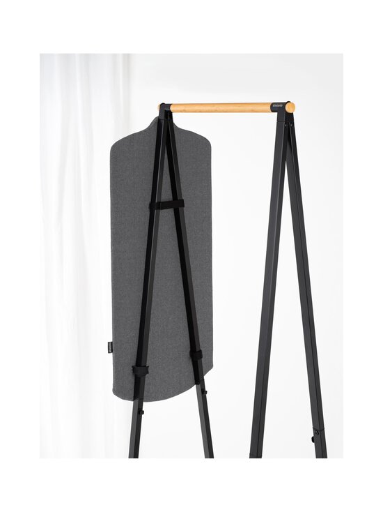 Brabantia - Linn Steam Board -höyrytyslauta - PEPPER BLACK - photo 6 Brabantia - Linn Steam Board -höyrytyslauta - PEPPER BLACK | Stockmann - photo 6
