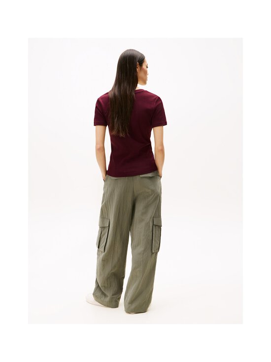 Tommy Hilfiger - T-särk New Slim Cody - XIH DEEP BURGUNDY - photo 2 Tommy Hilfiger - T-särk New Slim Cody - XIH DEEP BURGUNDY | Stockmann - photo 2