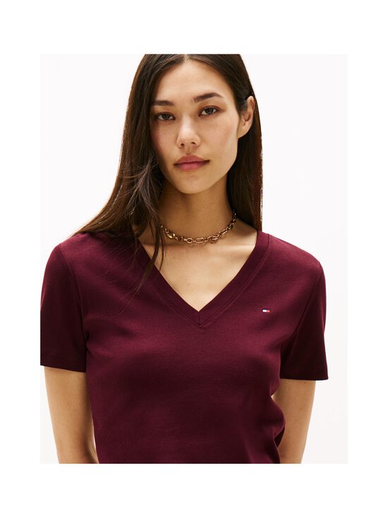 Tommy Hilfiger - T-särk New Slim Cody - XIH DEEP BURGUNDY - photo 4 Tommy Hilfiger - T-särk New Slim Cody - XIH DEEP BURGUNDY | Stockmann - photo 4