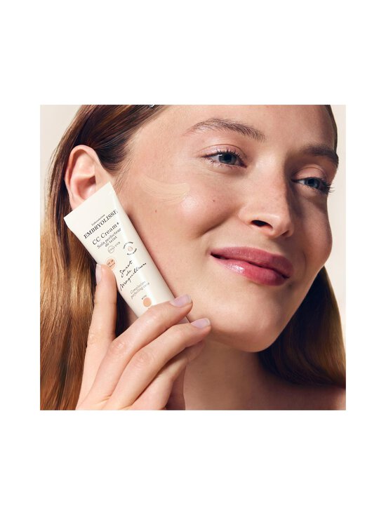 Embryolisse - Artist Secret Complexion Correcting Care CC Cream SPF20 -sävyttävä voide - NOCOL - photo 8 Embryolisse - Artist Secret Complexion Correcting Care CC Cream SPF20 -sävyttävä voide - NOCOL | Stockmann - photo 8
