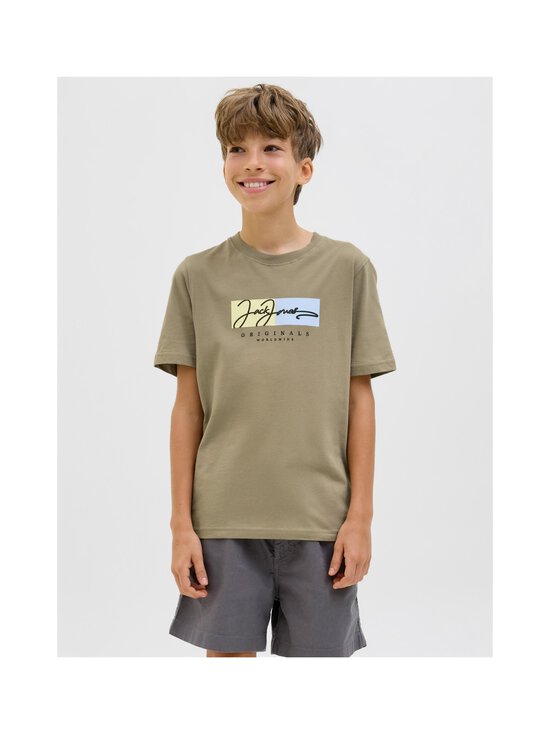 JACK & JONES junior - JorFrederiksberg Boxscript t-krekls - SILVER SAGE PRINT:SS25 - photo 2 JACK & JONES junior - JorFrederiksberg Boxscript t-krekls - SILVER SAGE PRINT:SS25 | Stockmann - photo 2
