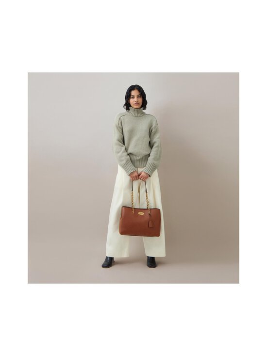 Mulberry - Lily Chain Tote Two Tone -nahkalaukku - G110 OAK - photo 6 Mulberry - Lily Chain Tote Two Tone -nahkalaukku - G110 OAK | Stockmann - photo 6