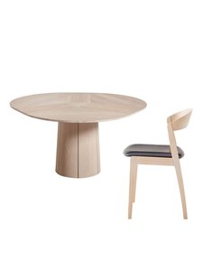 Skovby Möbelfabrik - #33 -jatkettava pöytä ja #825-tuolit - MUSTA,TAMMI | Stockmann