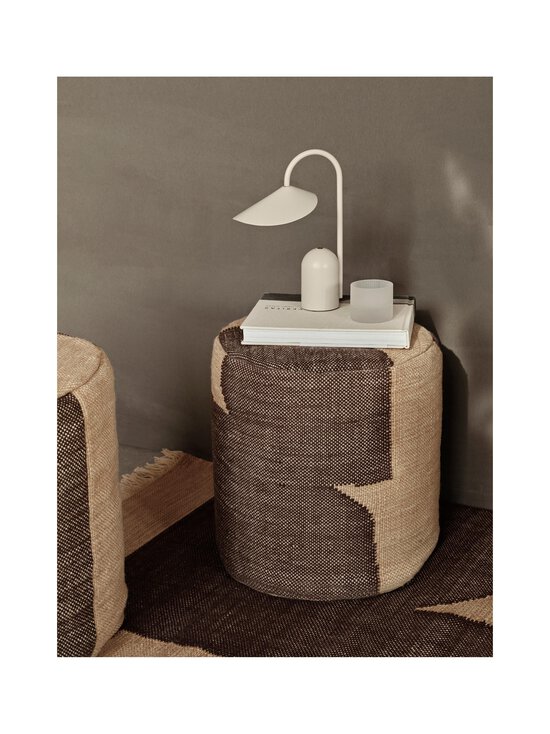 Ferm Living - Arum-pöytävalaisin - CASHMERE - photo 2 Ferm Living - Arum-pöytävalaisin - CASHMERE | Stockmann - photo 2