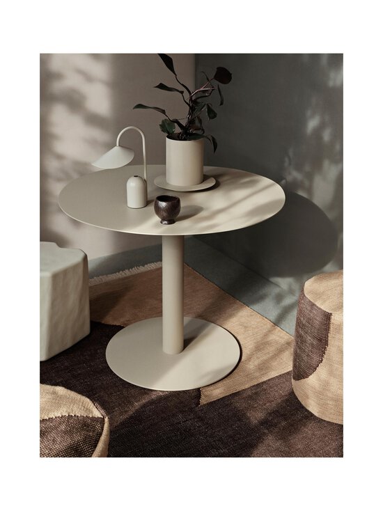 Ferm Living - Arum-pöytävalaisin - CASHMERE - photo 7 Ferm Living - Arum-pöytävalaisin - CASHMERE | Stockmann - photo 7
