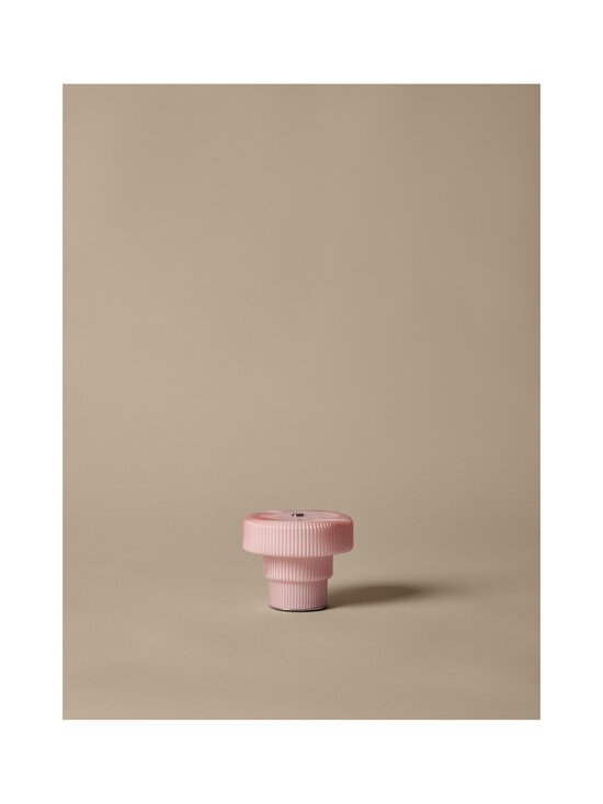 Ferm Living - Ripple Portable -valaisin - PALE ROSE | Stockmann - photo 3