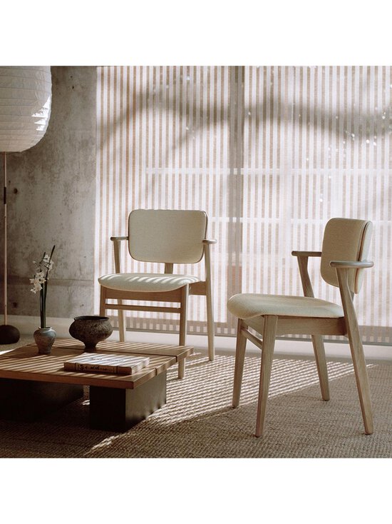Artek - Domus-tuoli istuin- ja selkänojaverhoiltu Wow RE -kangas cream-white / lakattu tammi - BEIGE | Stockmann - photo 4