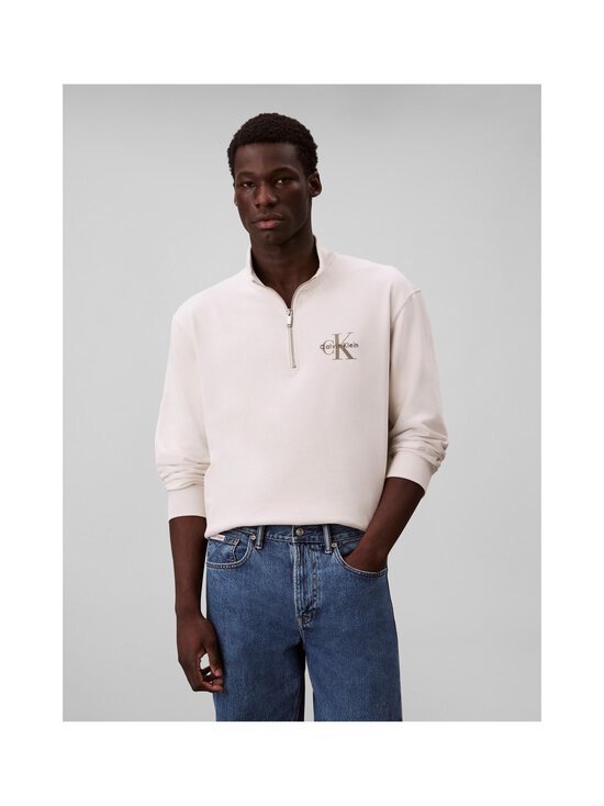Calvin Klein Jeans - Terry Micro Monologo džemperis - 67U CHALK - photo 3 Calvin Klein Jeans - Terry Micro Monologo džemperis - 67U CHALK | Stockmann - photo 3