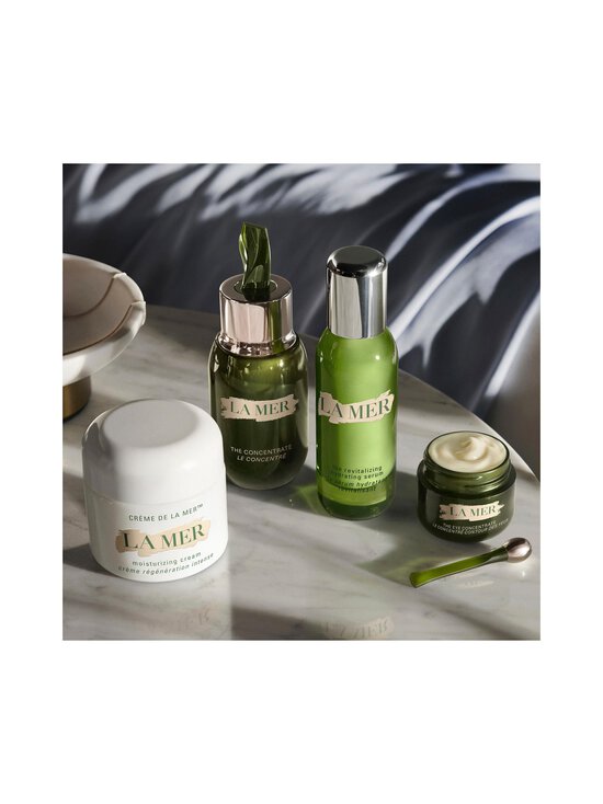 La Mer - Seerum The Revitalizing Hydrating Serum 30 ml - photo 5 La Mer - Seerum The Revitalizing Hydrating Serum 30 ml | Stockmann - photo 5