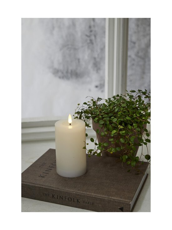 Star Trading - Flamme Flow LED svece 7,5 x 7,5 x 15 cm - VALKOINEN - photo 2 Star Trading - Flamme Flow LED svece 7,5 x 7,5 x 15 cm - VALKOINEN | Stockmann - photo 2