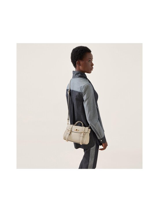 Mulberry - Mini Alexa Heavy Grain soma - W160 CHALK - photo 6 Mulberry - Mini Alexa Heavy Grain soma - W160 CHALK | Stockmann - photo 6