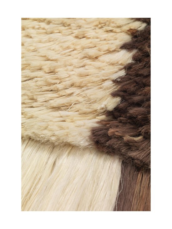 Ferm Living - Edge-seinämatto 110 x 50 cm - OFF-WHITE/COFFEE - photo 2 Ferm Living - Edge-seinämatto 110 x 50 cm - OFF-WHITE/COFFEE | Stockmann - photo 2