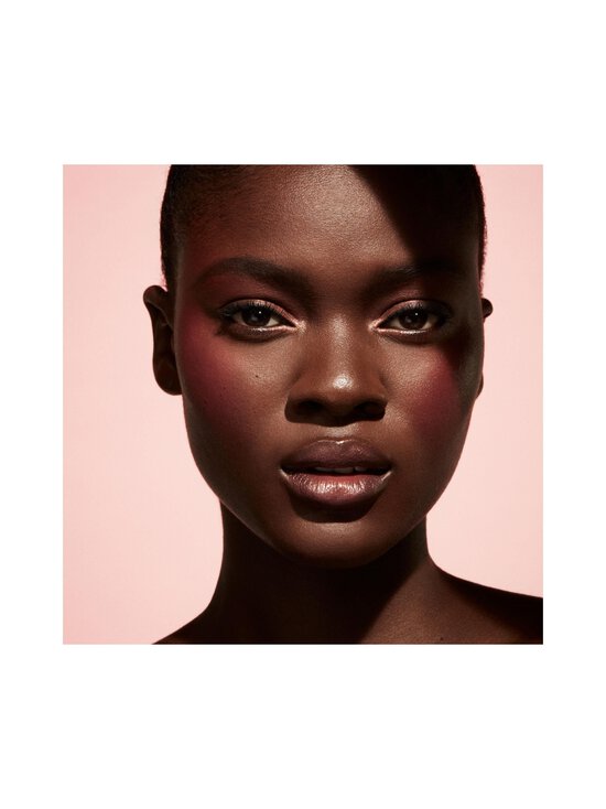 Fenty Beauty - Cheeks Out Freestyle Cream Blush -voidemainen poskipuna - 08 SUMMERTIME WINE - photo 5 Fenty Beauty - Cheeks Out Freestyle Cream Blush -voidemainen poskipuna - 08 SUMMERTIME WINE | Stockmann - photo 5