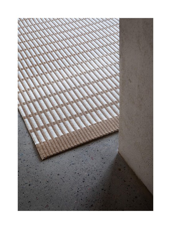 Woodnotes - New York -paperinarumatto - NATURAL-WHITE - photo 2 Woodnotes - New York -paperinarumatto - NATURAL-WHITE | Stockmann - photo 2