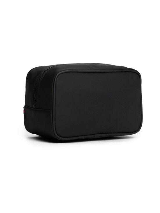 Tommy Hilfiger - Repreve Washbag kosmētikas somiņa - BDS BLACK - photo 2 Tommy Hilfiger - Repreve Washbag kosmētikas somiņa - BDS BLACK | Stockmann - photo 2