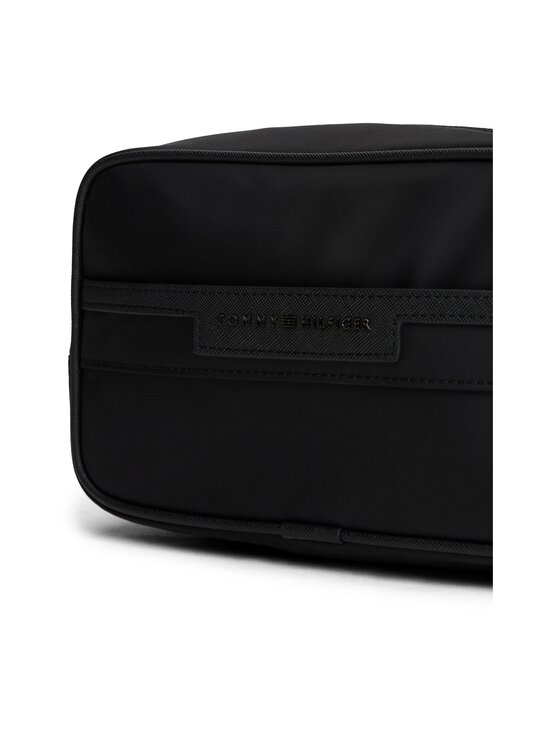 Tommy Hilfiger - Repreve Washbag kosmētikas somiņa - BDS BLACK - photo 3 Tommy Hilfiger - Repreve Washbag kosmētikas somiņa - BDS BLACK | Stockmann - photo 3