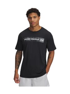 Under Armour - Camo Chest Stripe t-paita - 002 BLACK | Stockmann