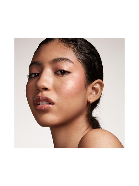 Fenty Beauty - Match Stix Shimmer Skinstick -korostuspuikko - 02 YACHT LYFE - photo 4 Fenty Beauty - Match Stix Shimmer Skinstick -korostuspuikko - 02 YACHT LYFE | Stockmann - photo 4