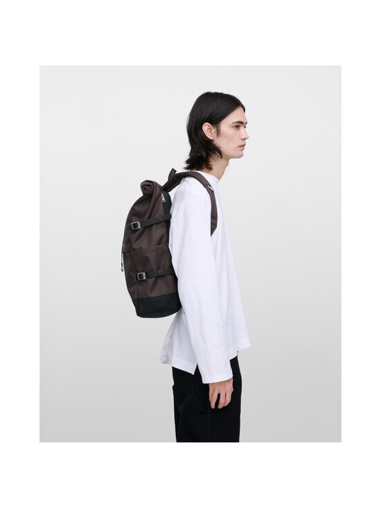 Sandqvist - Rolltop L mugursoma - BROWN WITH NATURAL LEATHER - photo 5 Sandqvist - Rolltop L mugursoma - BROWN WITH NATURAL LEATHER | Stockmann - photo 5