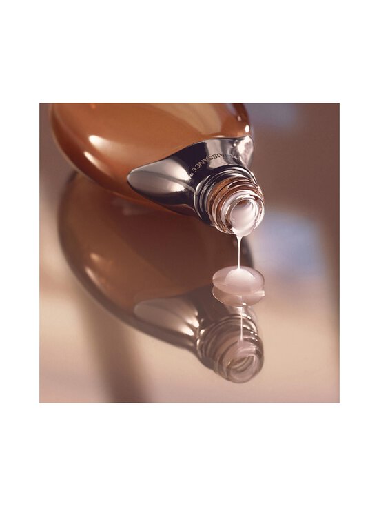 La Mer - Genaissance de la Mer The Infused Lotion ķermeņa losjons 150 ml - photo 7 La Mer - Genaissance de la Mer The Infused Lotion ķermeņa losjons 150 ml | Stockmann - photo 7