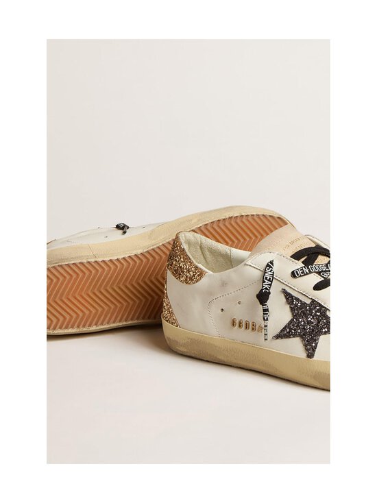 GOLDEN GOOSE - SuperStar Leather Upper Glitter -nahkasneakerit - 82532 OPTIC WHITE/SEEDPEARL/BLACK/GOLD | Stockmann - photo 4