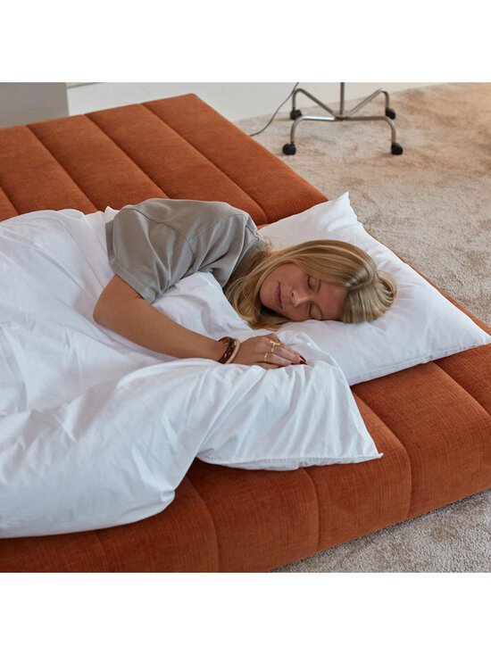 Innovation Living - CozyPad-vuodesohva Esina-kangas 412 rust orange 312 x 208 cm / käsinojilla - ORANGE | Stockmann - photo 10